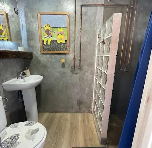 Chic & Practical Studio, 5 Min To Center & شقة تريفة
